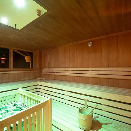 Zum Gruenen Tor فندق 3*