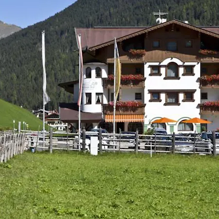 فندق Zum Gruenen Tor تكس