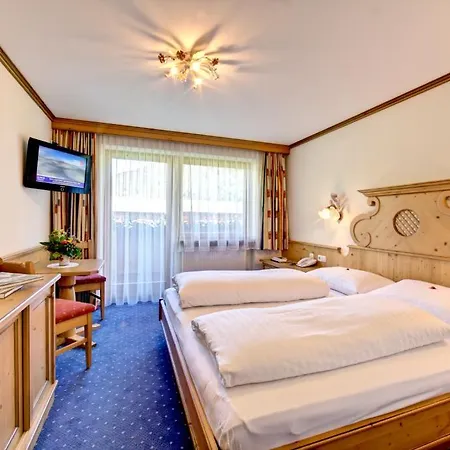 Zum Gruenen Tor فندق تكس