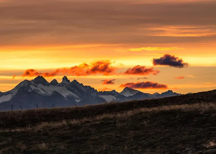 Zum Gruenen Tor فندق
