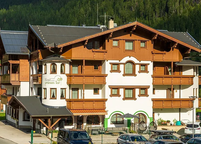 Hotel Zum Gruenen Tor Tux