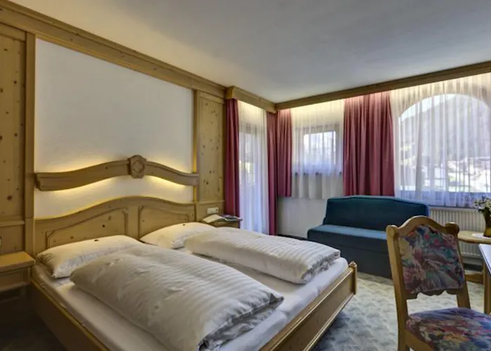 Zum Gruenen Tor Hotel